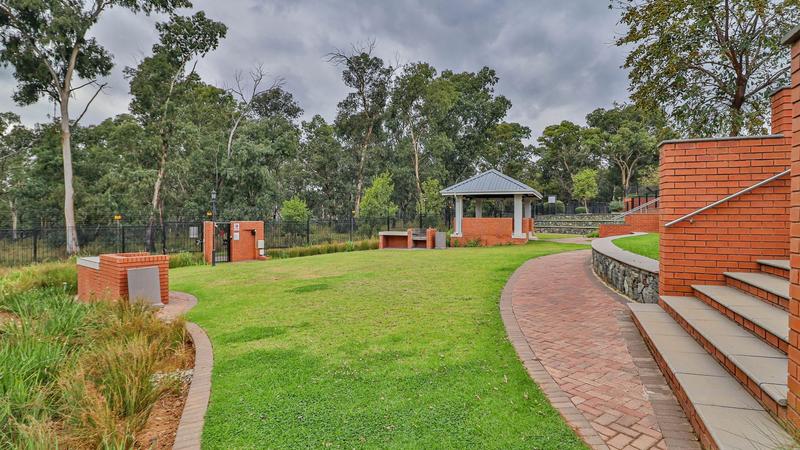 1 Bedroom Property for Sale in Modderfontein Gauteng