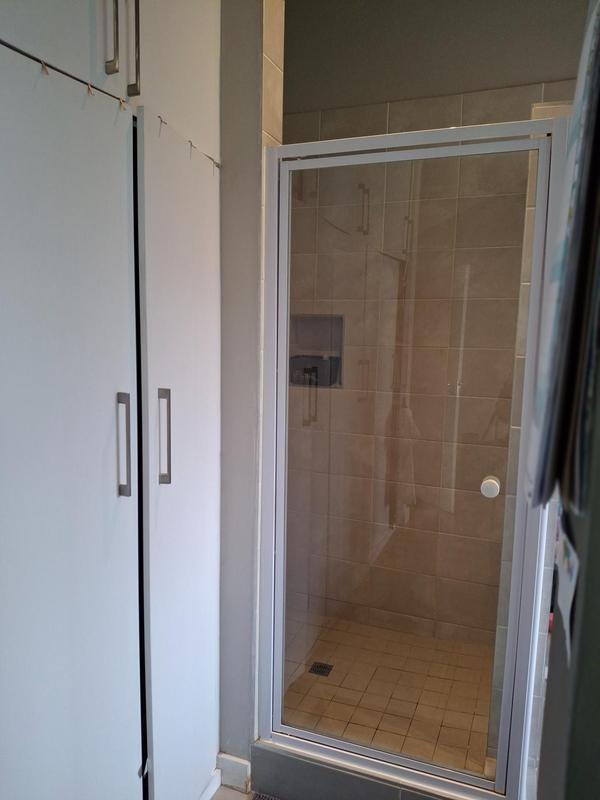 2 Bedroom Property for Sale in Linden Gauteng