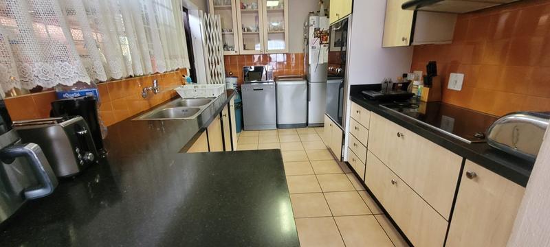 3 Bedroom Property for Sale in Glenvista Gauteng