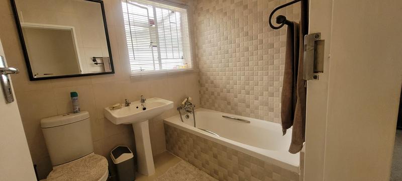 3 Bedroom Property for Sale in Glenvista Gauteng