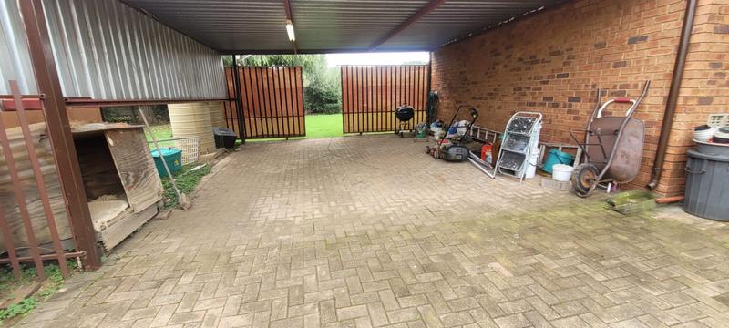 3 Bedroom Property for Sale in Glenvista Gauteng