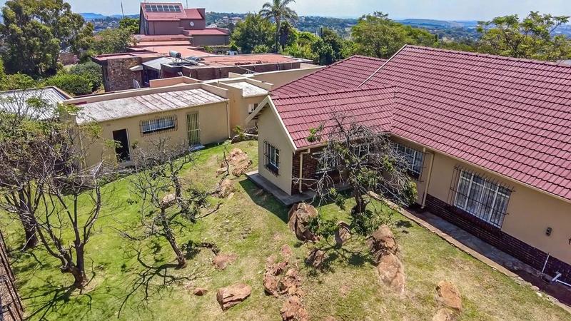 4 Bedroom Property for Sale in Linmeyer Gauteng