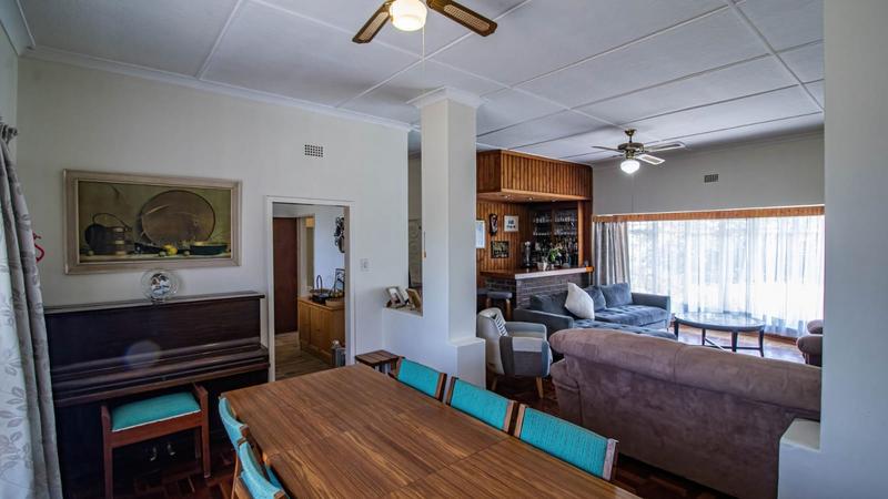 4 Bedroom Property for Sale in Linmeyer Gauteng