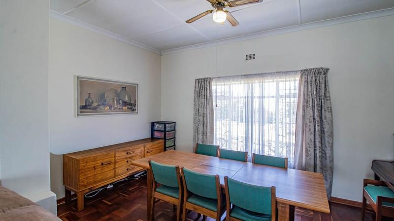 4 Bedroom Property for Sale in Linmeyer Gauteng