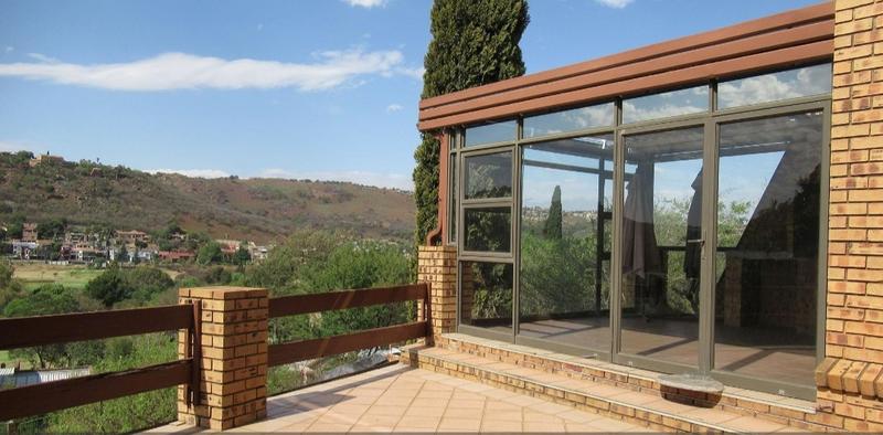 4 Bedroom Property for Sale in Glenvista Gauteng