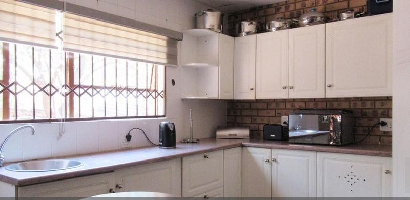 4 Bedroom Property for Sale in Glenvista Gauteng