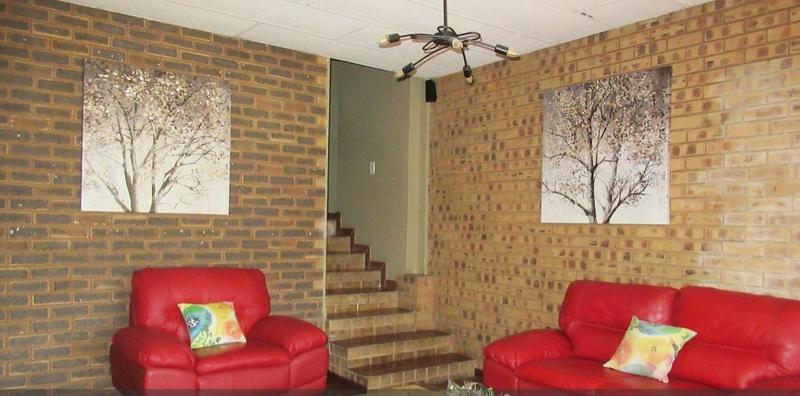 4 Bedroom Property for Sale in Glenvista Gauteng
