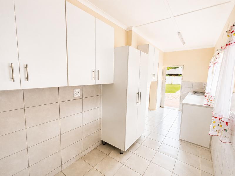 3 Bedroom Property for Sale in Strubenvale Gauteng