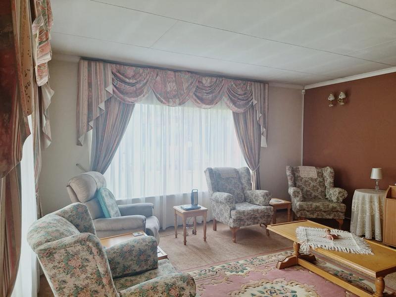 3 Bedroom Property for Sale in Goedeburg Gauteng