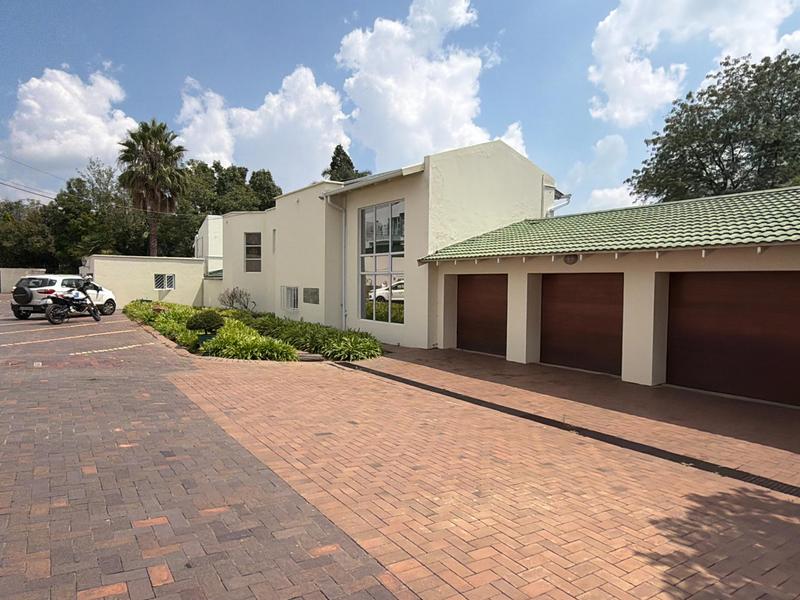5 Bedroom Property for Sale in Bryanston Gauteng