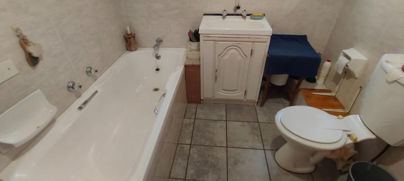 2 Bedroom Property for Sale in Clarina Gauteng