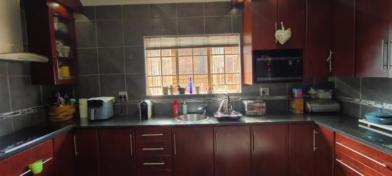 3 Bedroom Property for Sale in Florauna Gauteng
