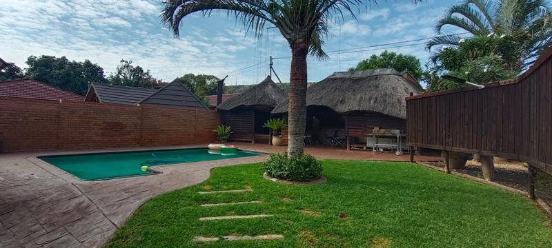 3 Bedroom Property for Sale in Florauna Gauteng
