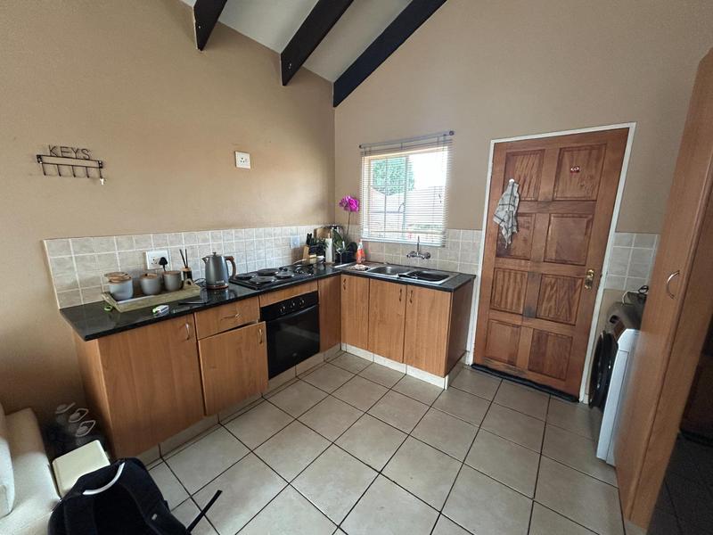 2 Bedroom Property for Sale in Kosmosdal Gauteng