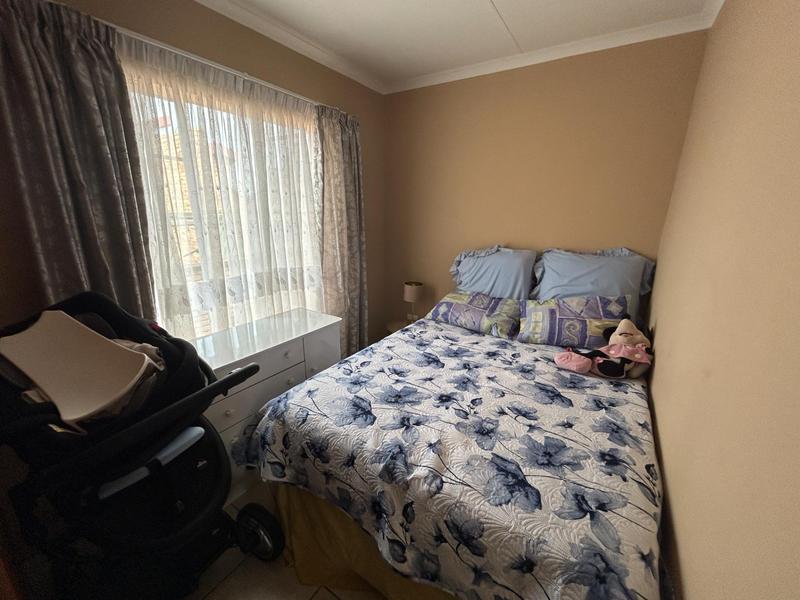 2 Bedroom Property for Sale in Kosmosdal Gauteng