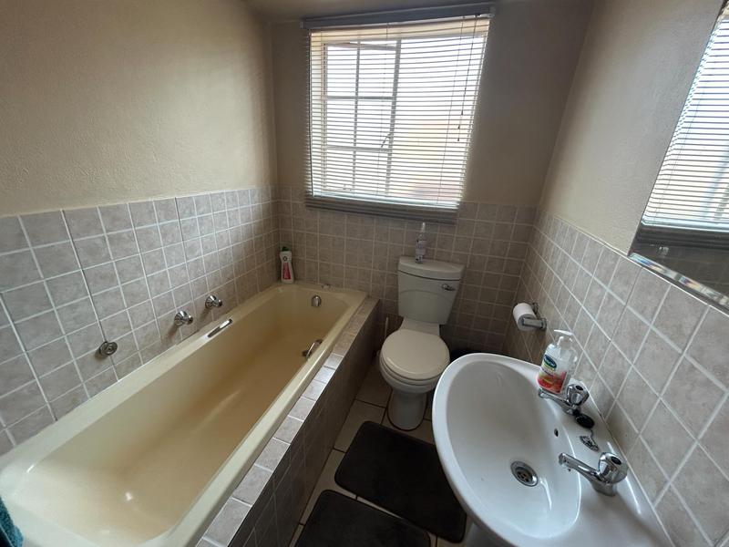 2 Bedroom Property for Sale in Kosmosdal Gauteng