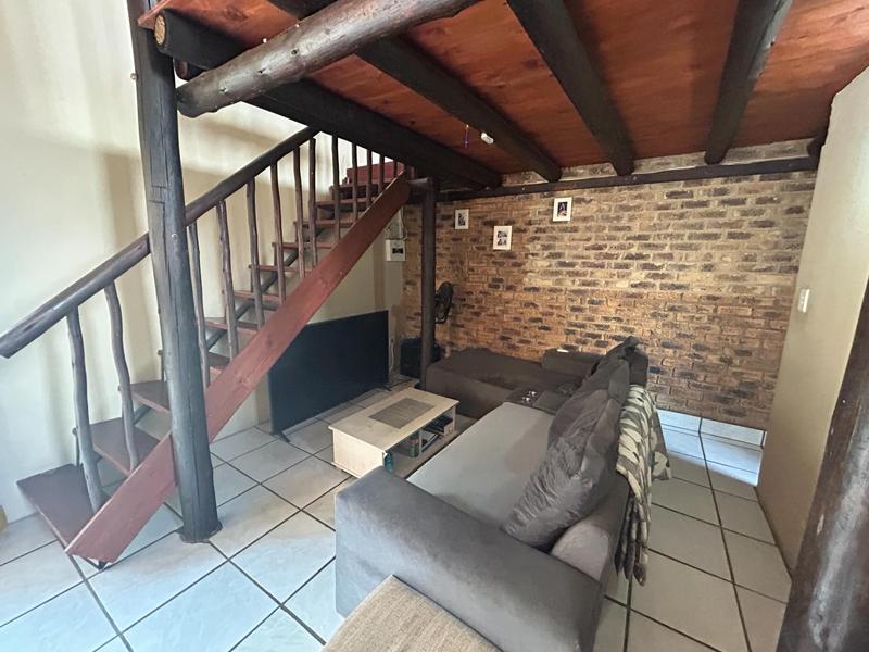 1 Bedroom Property for Sale in Mnandi Gauteng