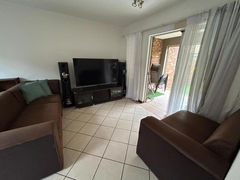 To Let 2 Bedroom Property for Rent in Eco Park Gauteng