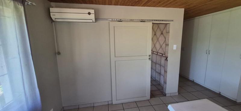 4 Bedroom Property for Sale in Mnandi Gauteng