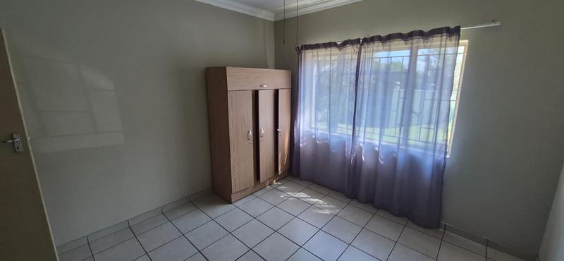 4 Bedroom Property for Sale in Mnandi Gauteng