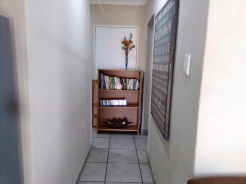 4 Bedroom Property for Sale in Mnandi Gauteng