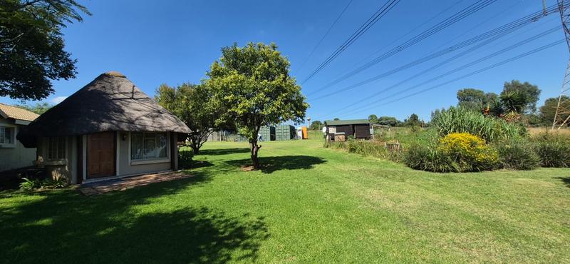 4 Bedroom Property for Sale in Mnandi Gauteng