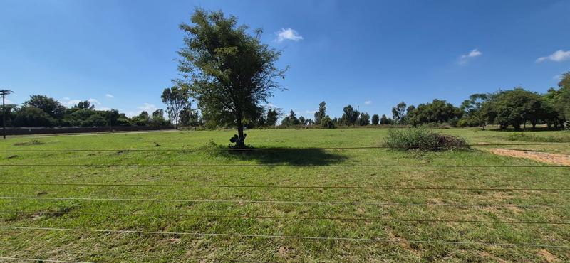 4 Bedroom Property for Sale in Mnandi Gauteng