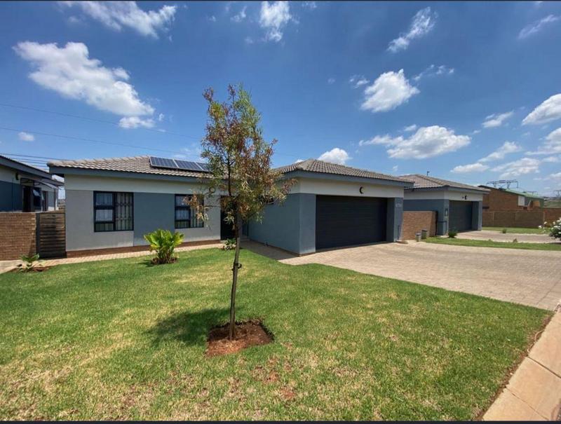 3 Bedroom Property for Sale in Thatchfield Gauteng