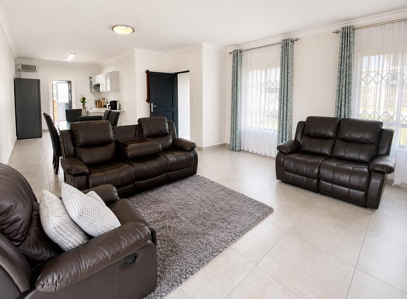 3 Bedroom Property for Sale in Thatchfield Gauteng