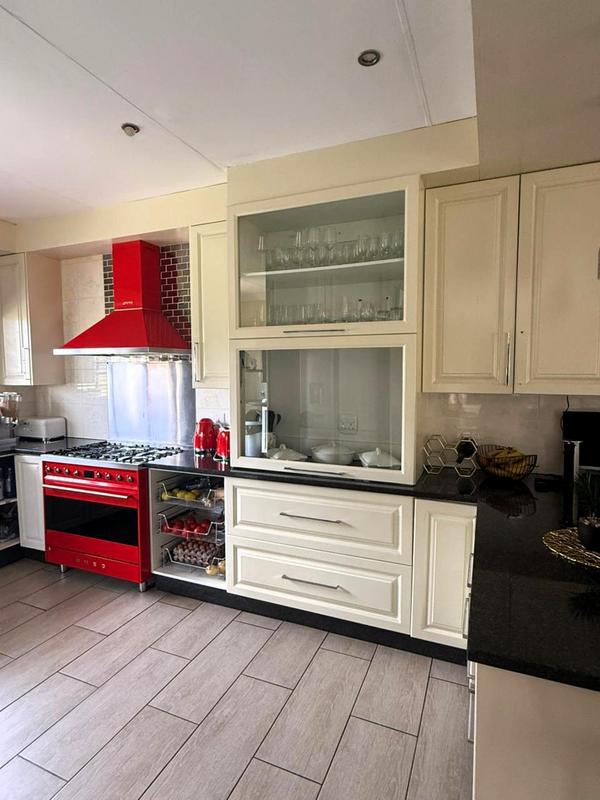 3 Bedroom Property for Sale in Eco Park Gauteng