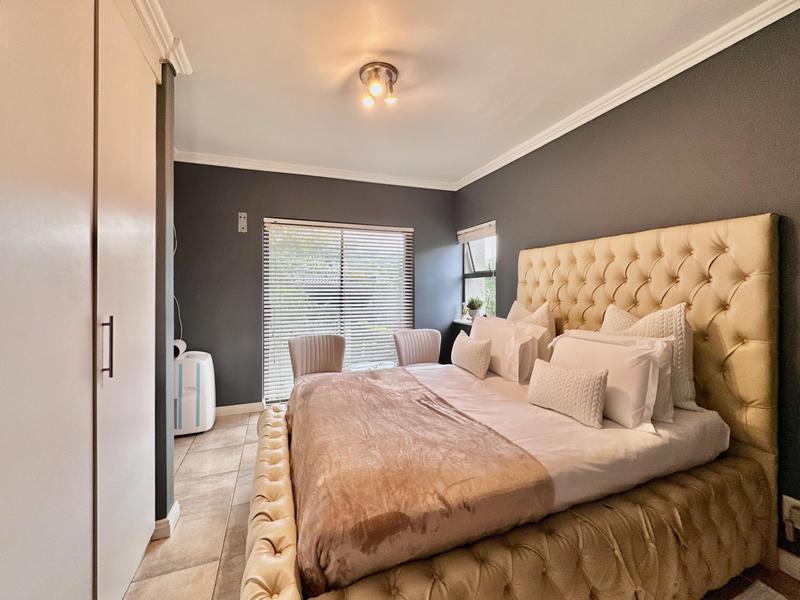 To Let 2 Bedroom Property for Rent in Rivonia Gauteng