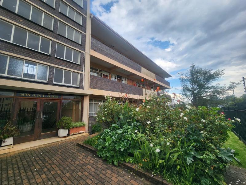 2 Bedroom Property for Sale in Florida Gauteng