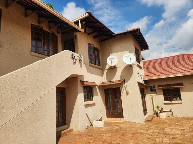 10 Bedroom Property for Sale in Bedfordview Gauteng