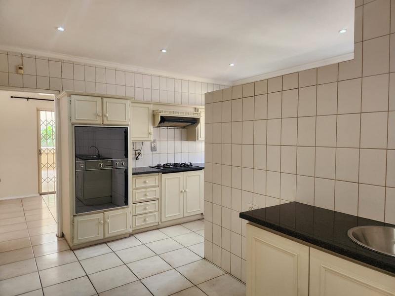 10 Bedroom Property for Sale in Bedfordview Gauteng