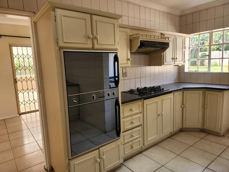10 Bedroom Property for Sale in Bedfordview Gauteng