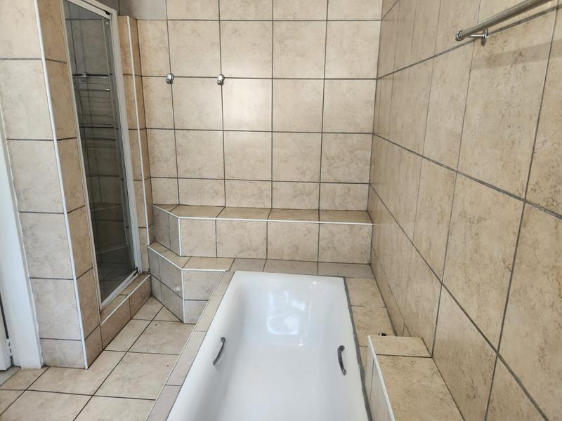 10 Bedroom Property for Sale in Bedfordview Gauteng