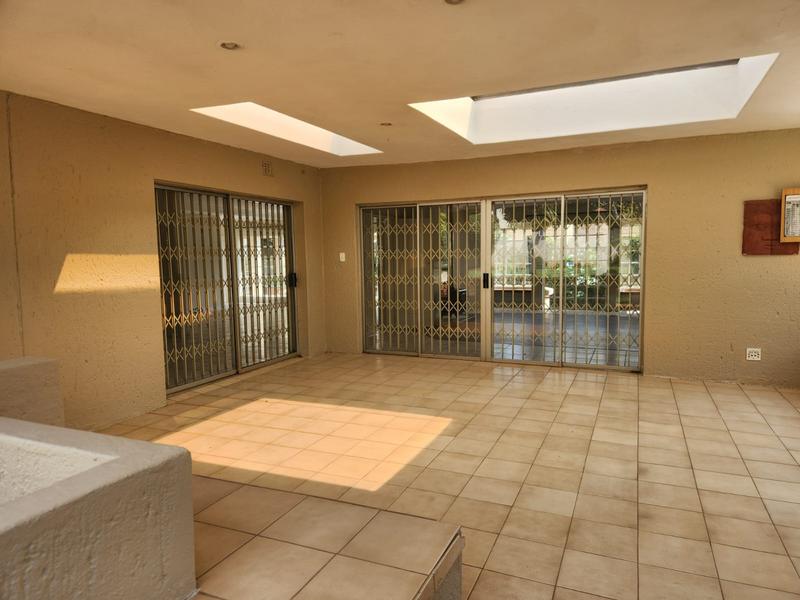 10 Bedroom Property for Sale in Bedfordview Gauteng