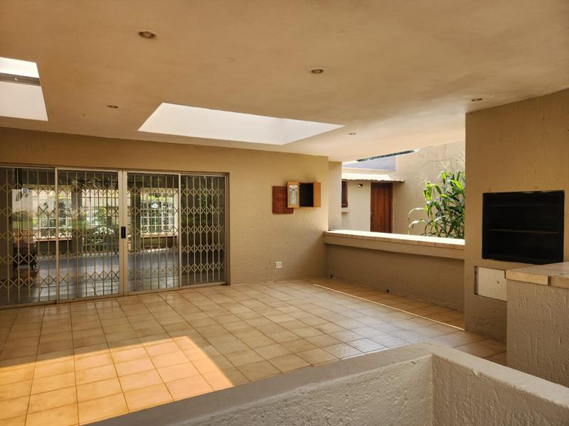 10 Bedroom Property for Sale in Bedfordview Gauteng