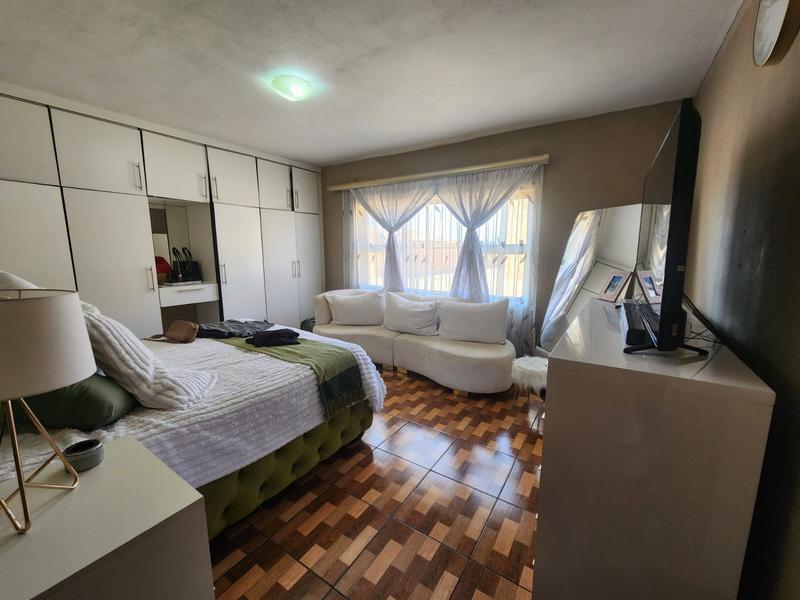 24 Bedroom Property for Sale in Lenasia South Gauteng