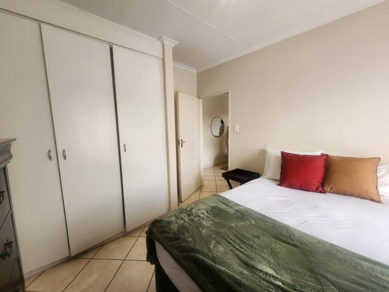 2 Bedroom Property for Sale in Buccleuch Gauteng