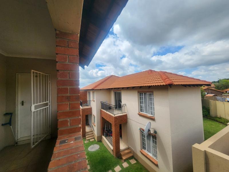 2 Bedroom Property for Sale in Buccleuch Gauteng