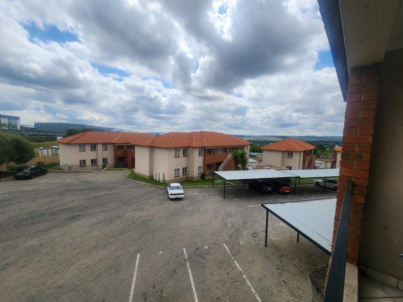 2 Bedroom Property for Sale in Buccleuch Gauteng