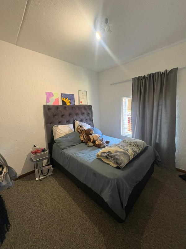 2 Bedroom Property for Sale in Sandringham Gauteng