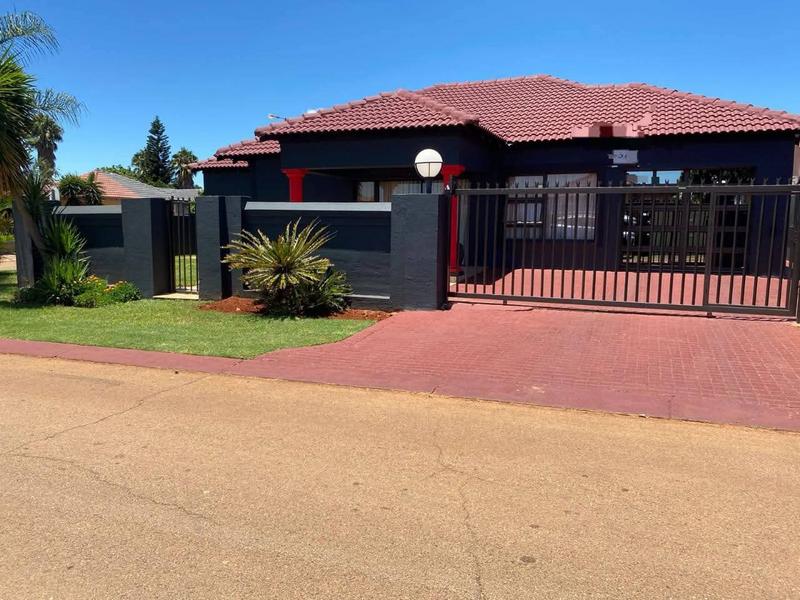 3 Bedroom Property for Sale in The Orchards Gauteng