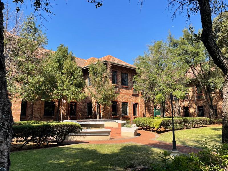 To Let Commercial Property for Rent in Die Hoewes Gauteng