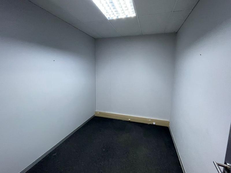 To Let Commercial Property for Rent in Die Hoewes Gauteng