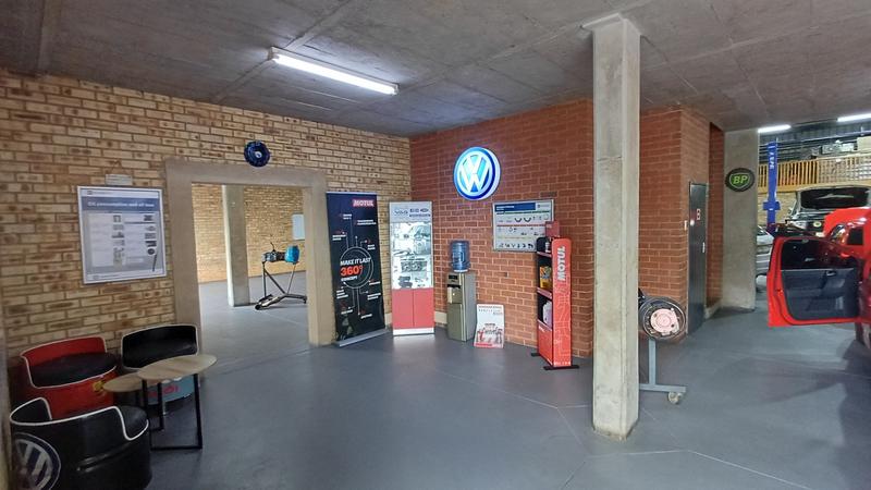 To Let Commercial Property for Rent in Hennops Park Industrial Gauteng