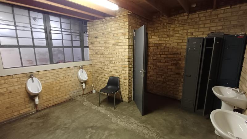 To Let Commercial Property for Rent in Hennops Park Industrial Gauteng