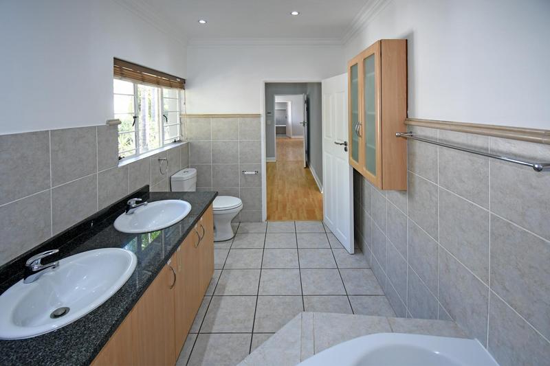 To Let 3 Bedroom Property for Rent in Strathavon Gauteng