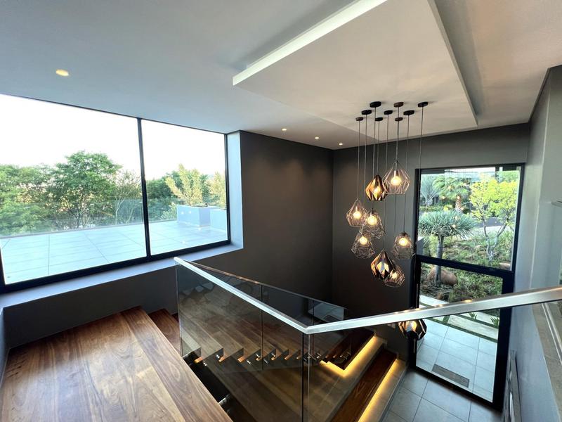 6 Bedroom Property for Sale in Featherbrooke Estate Gauteng